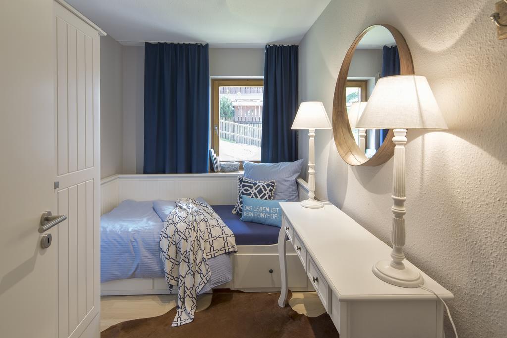 Abnoba Mons Design Apartment เลนซ์เคียร์ช ภายนอก รูปภาพ